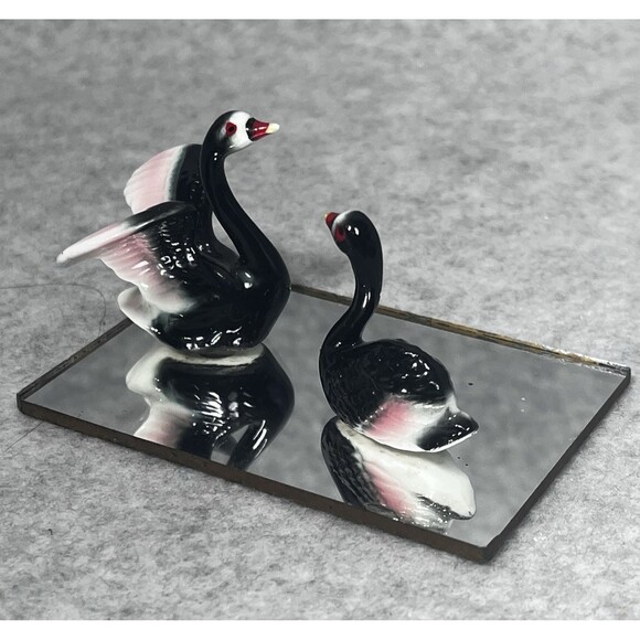 VTG Black Swan Miniature Bone China Porcelain‎ Figurines Lot of 2 Gloss Finish - Picture 4 of 15